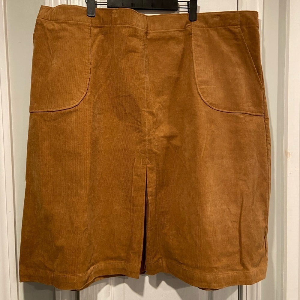 NWOT Serengeti Size 3X Camel Tan Pull On Elastic Waist Corduroy Mini Skirt Slit